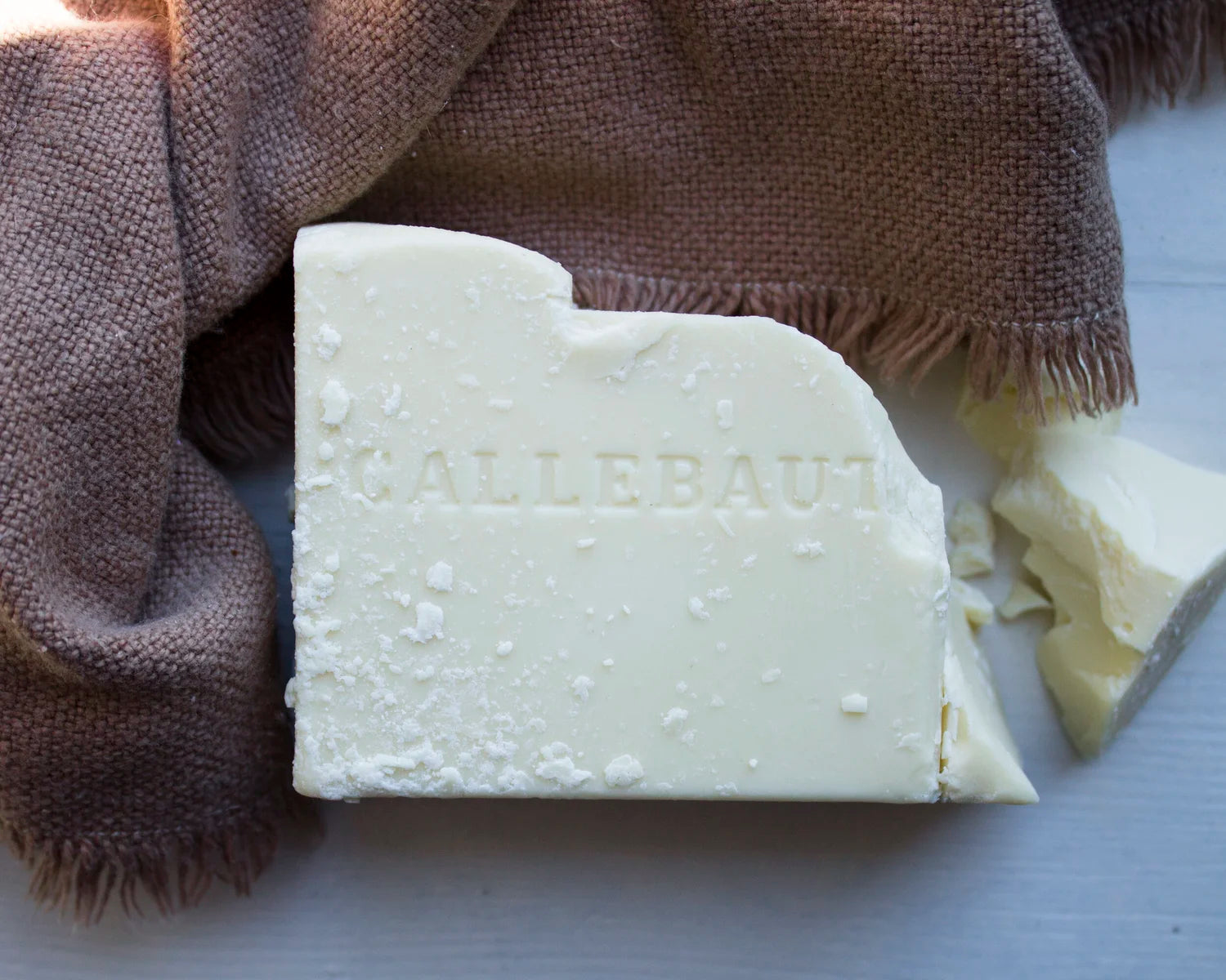 Callabaeut Callebaut white choclate – Galloway's Wholesome Foods®
