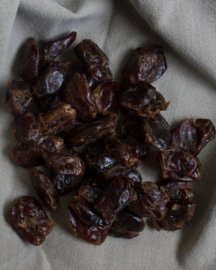 Dates, pitted for baking