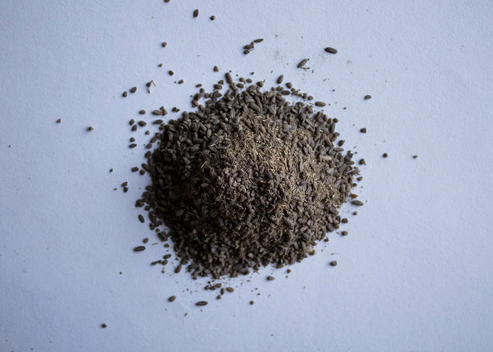 Dill seed ground
