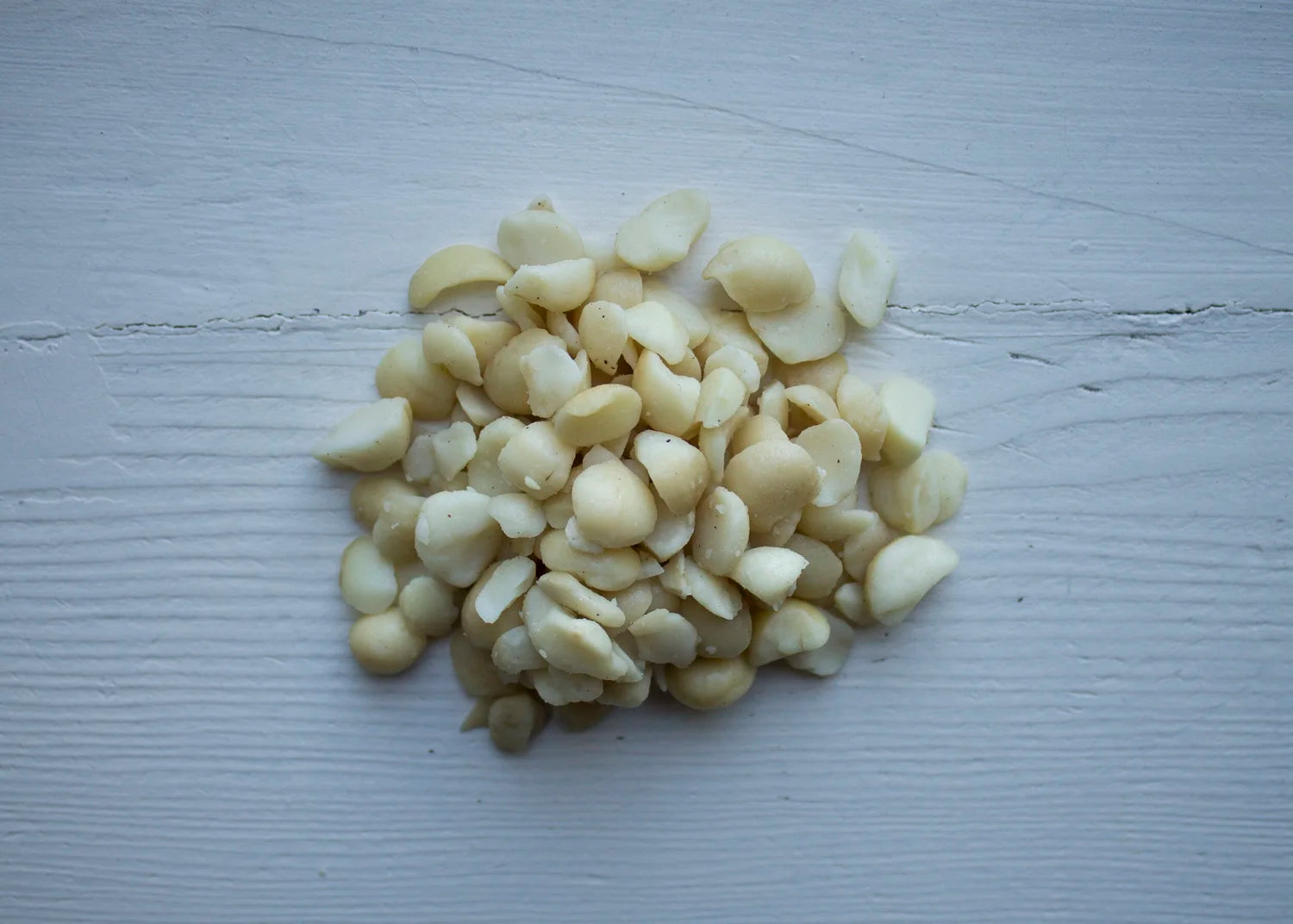 Macadamia nut pieces