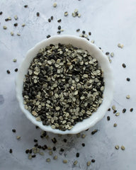 Urad dall split with husk