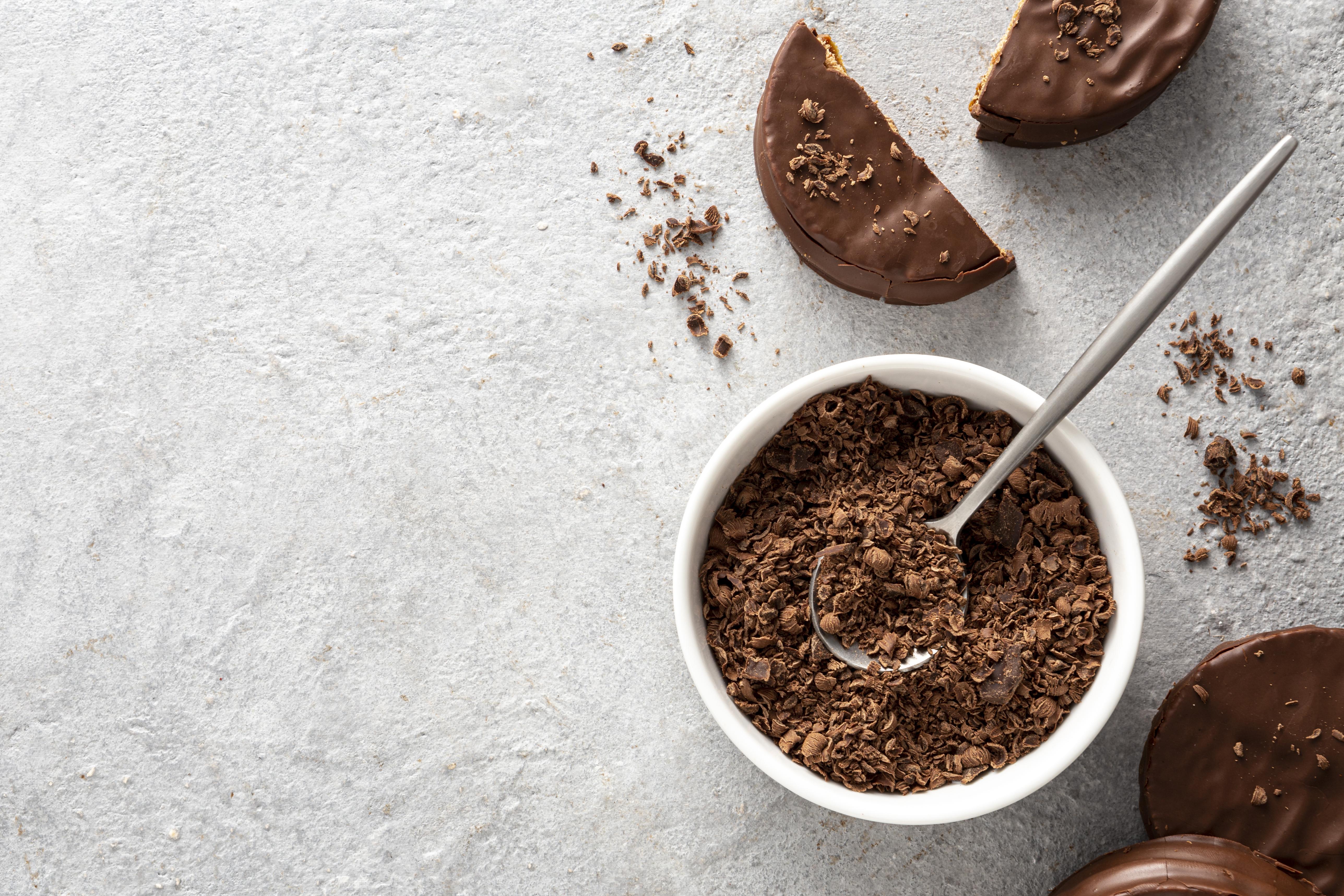 Chocolate baking crumbs