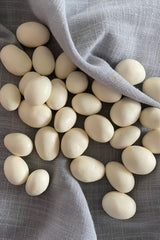 Yogurt almonds